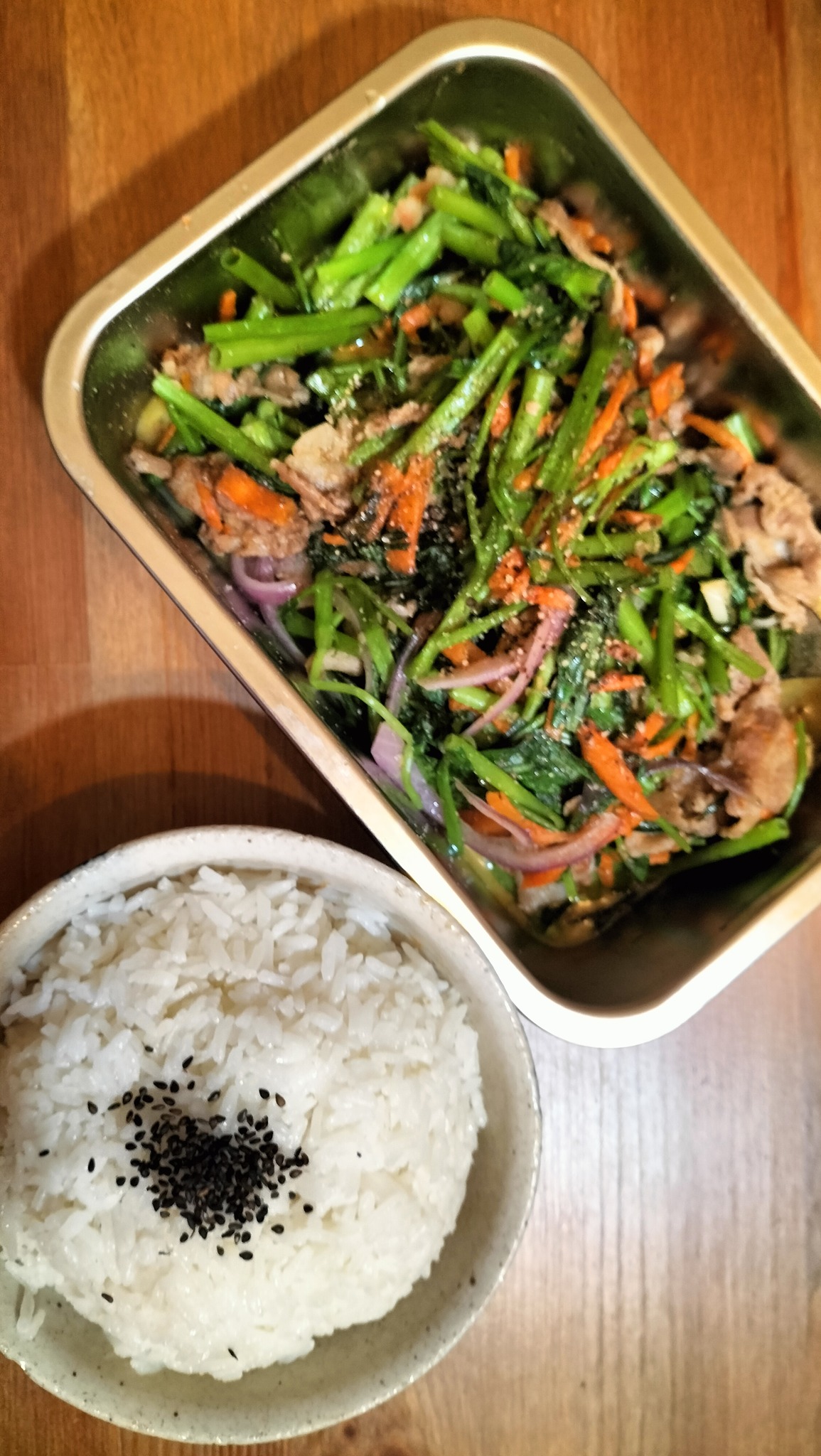 料理食譜 - 沙茶羊肉炒空心菜